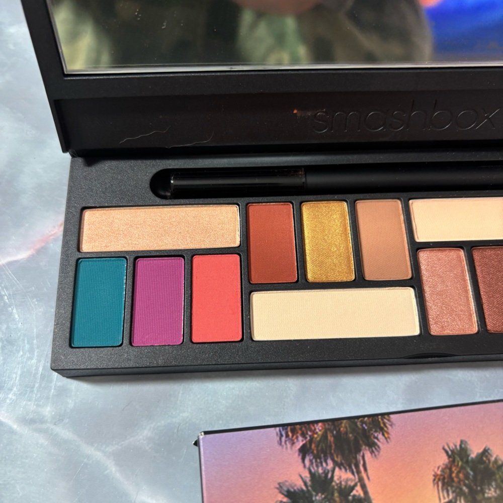Mixed Makeup Bundle - Picture 7 of 16